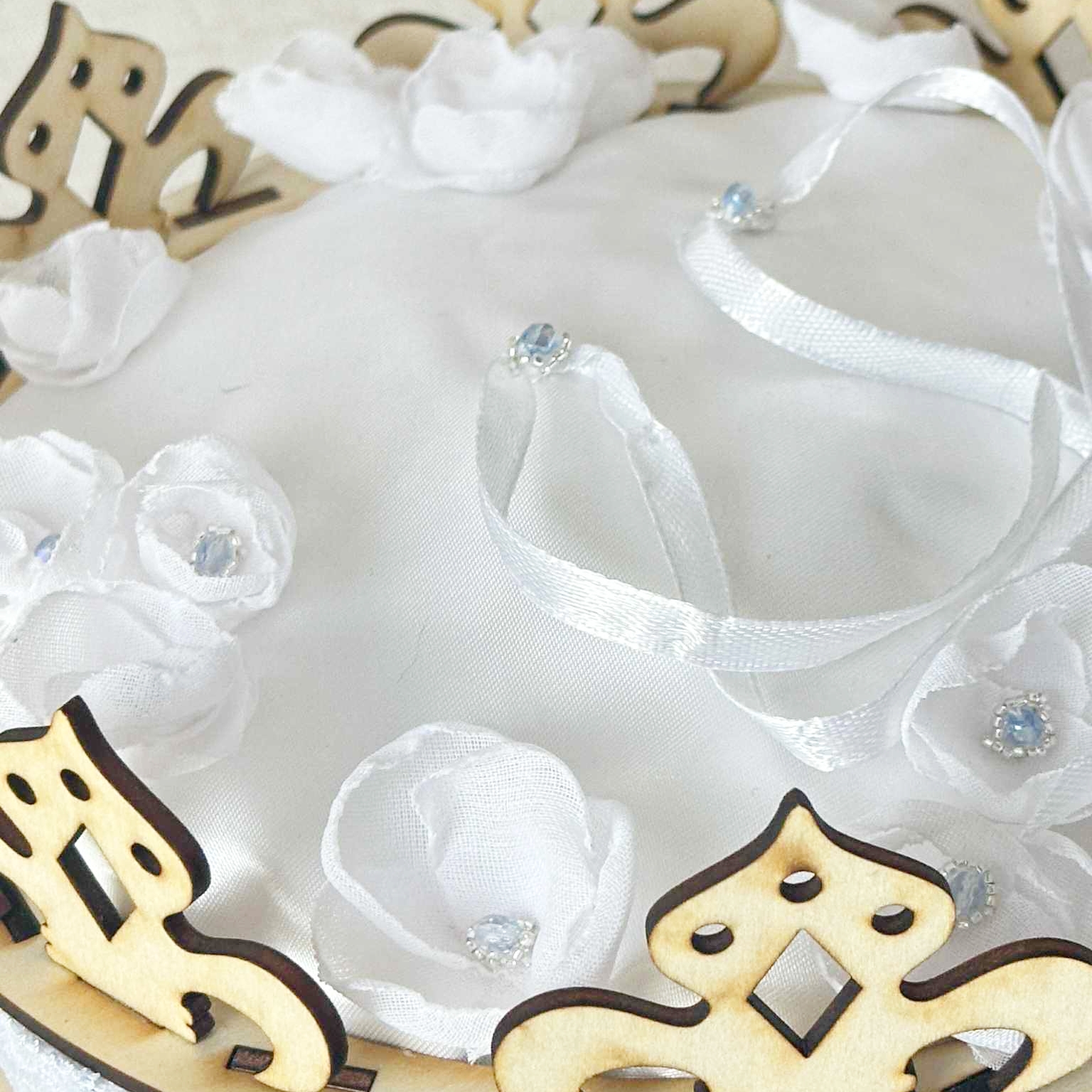 coussin couronne porte alliances personnalisé mariage princesse