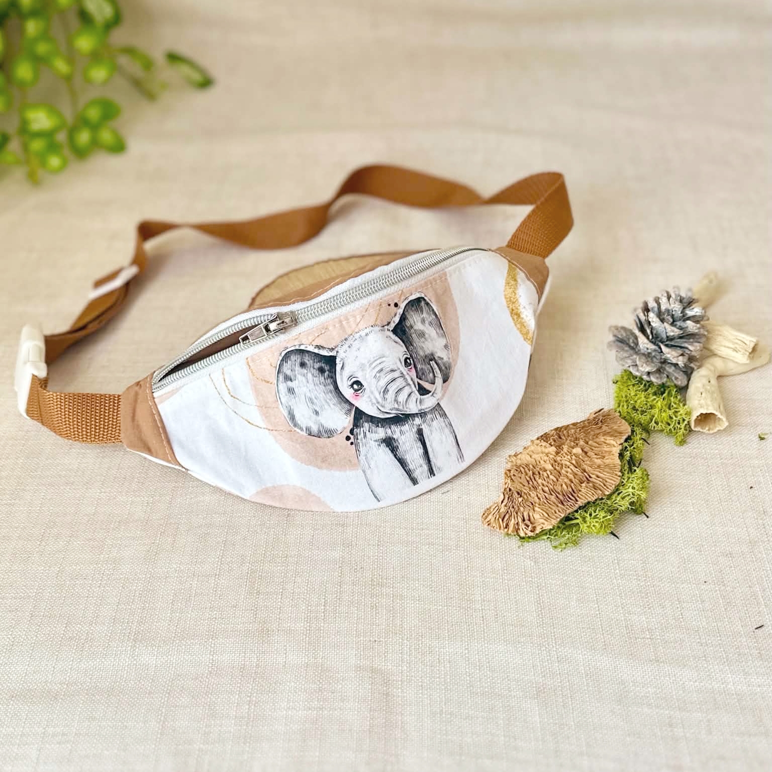 sac banane enfant éléphant marron réglable madeinfrance