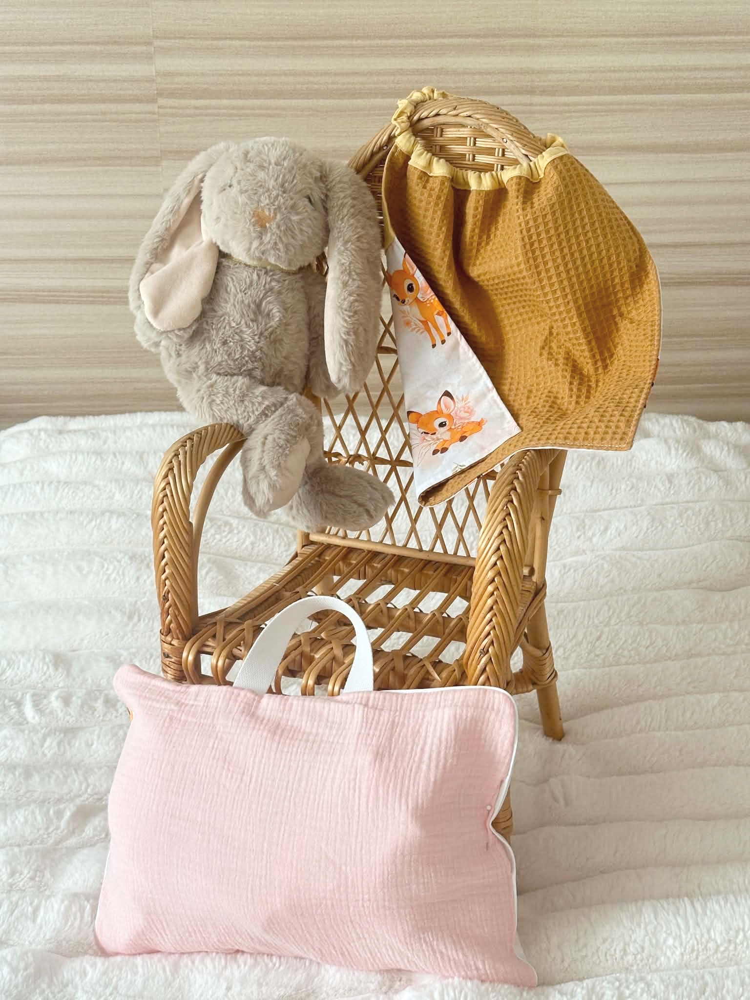 coussin de sieste faon serviette de cantine personnalisée doucefantaisie
