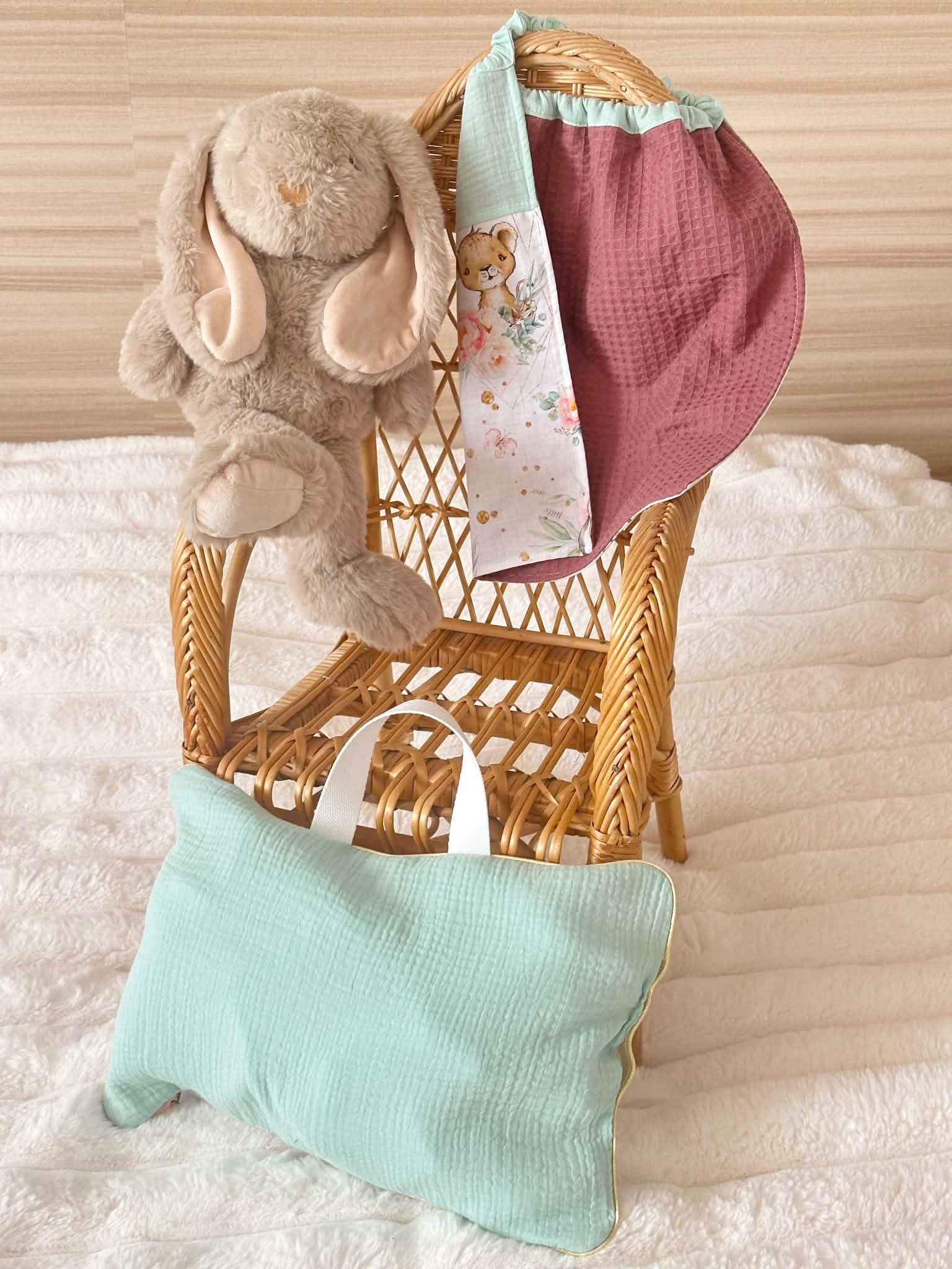 coussin sieste serviette cantine personnaliser doucefantaisie savane baby menthe