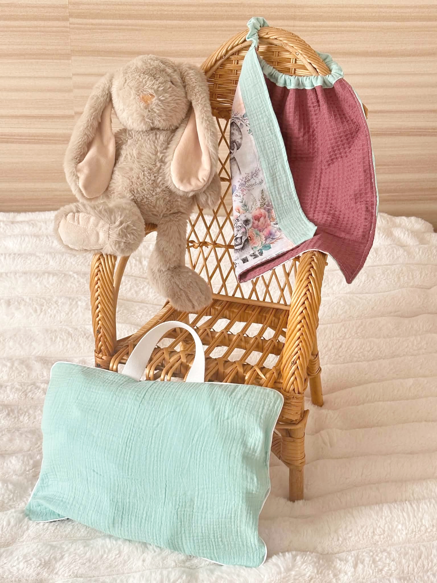 coussin sieste serviette cantine maternelle doucefantaisie personnaliser savane pastel menthe