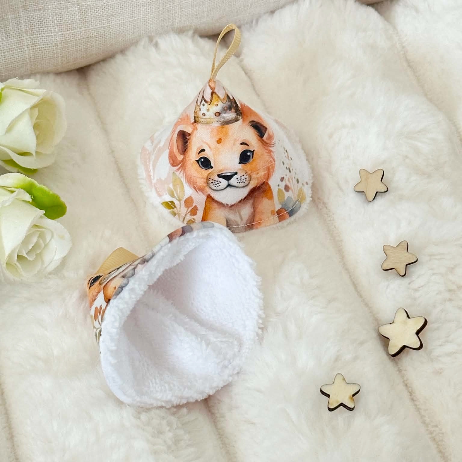 tipi antipipi bébé lion eponge bambou doucefantaisie cadeau naissance