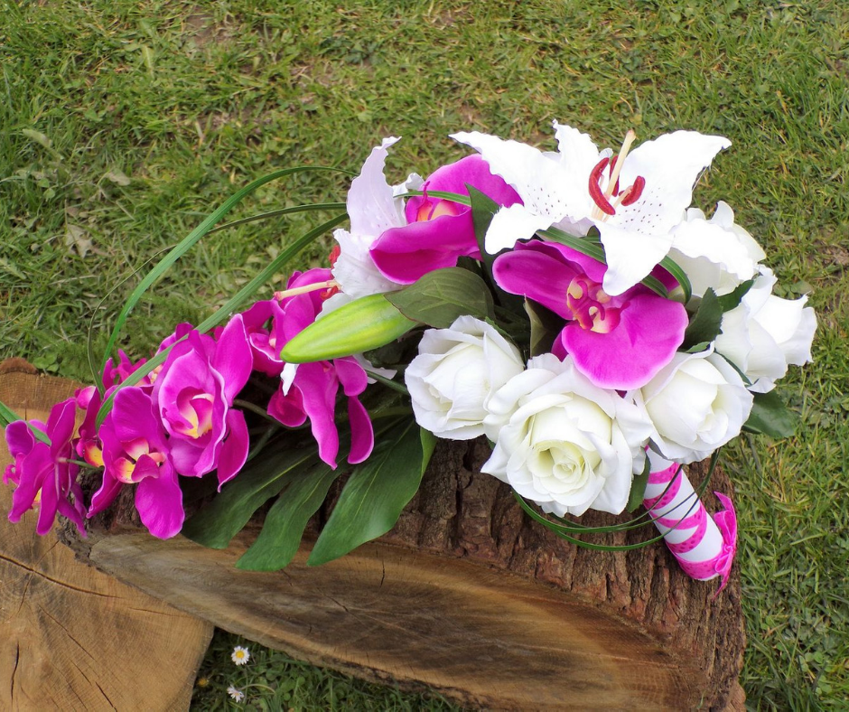 bouquet mariage orchidée cascade fuchsia
