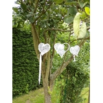 suspension mariage coeur romantique dentelle salle