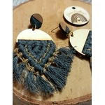 boucles oreilles bois macramé gris or pendantes