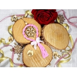ornement sapin noël rose bébé macramé