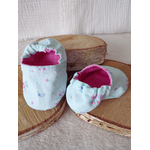 chaussons souples bébé reversibles fleurs bleu rose