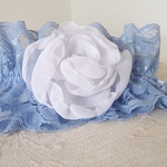 accessoire mariée dentelle de calais bleu