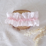 jarretiere mariee romantique rose dentelle de calais fait main