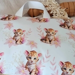 coussin maternelle fille tigre rose transportable