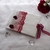 livre de mariage rouge blanc doré personnaliser dentelle plume