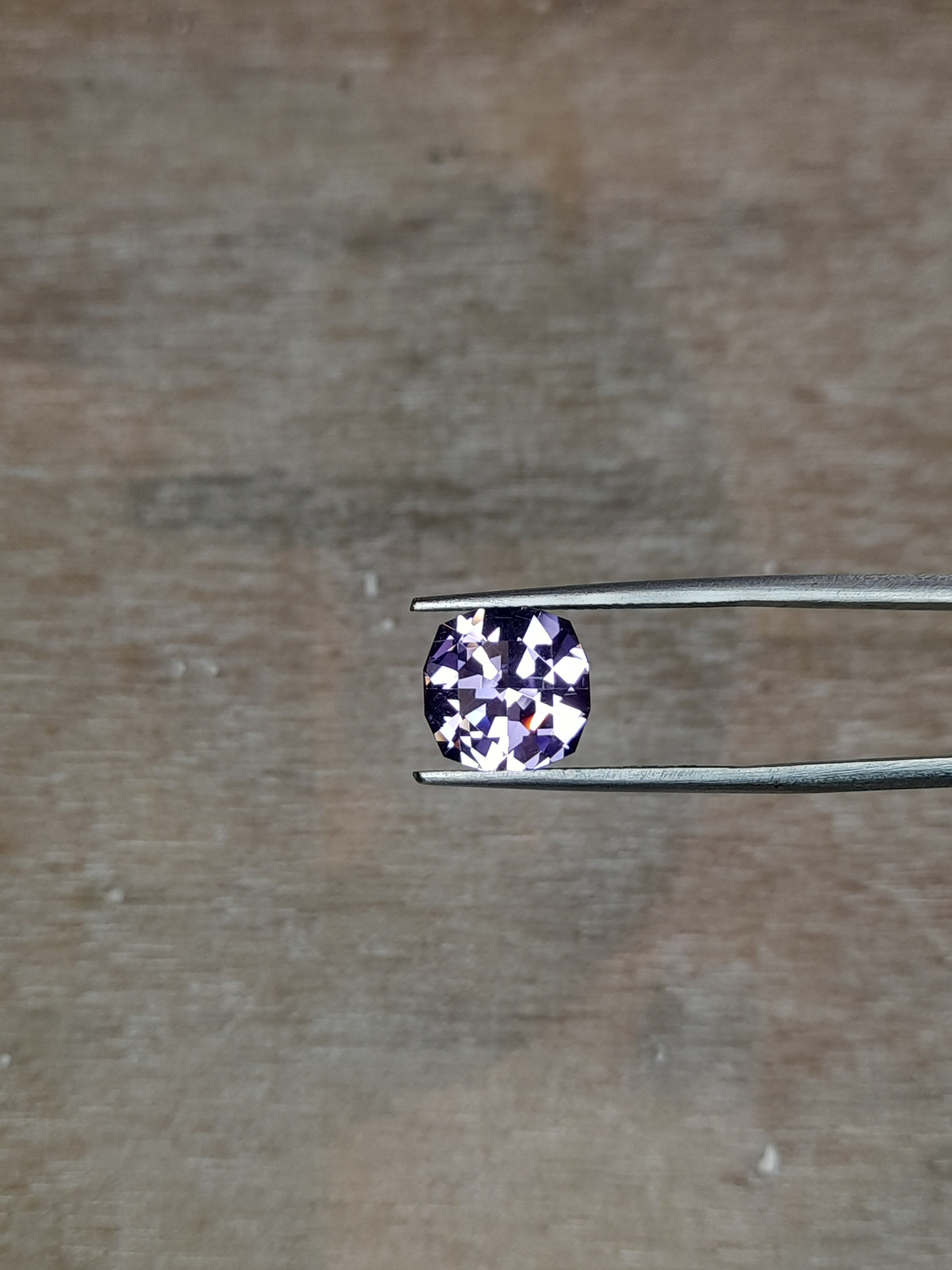 Améthyste naturelle du Brésil 3.4ct coussin carré facettée en France Natural amethyst square cushion