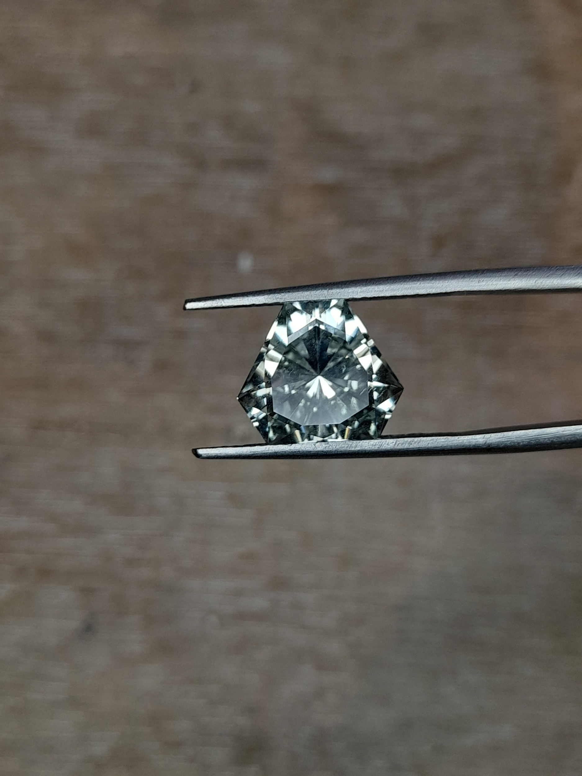 Natural prasiolite triangle shape 3.5ct green amethyst