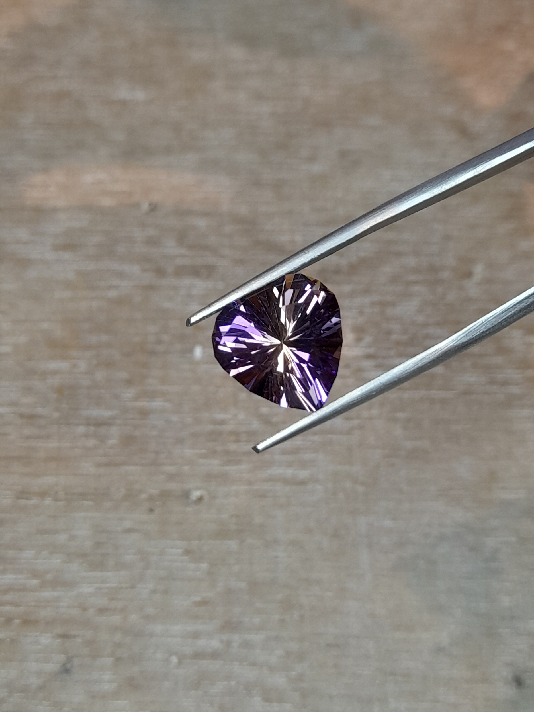 Amétrine naturelle 5.1ct facettée en Coeur en France Natural Ametrine faceted in heart (2)