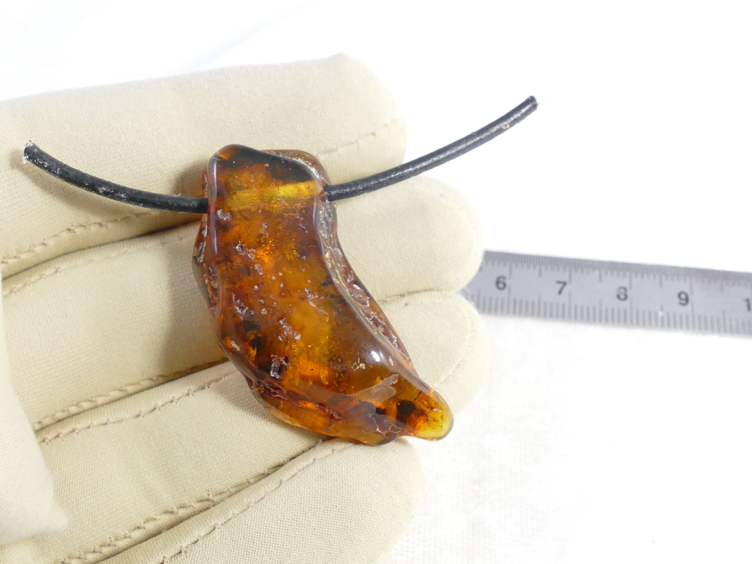 pendentif ambre naturel perle
