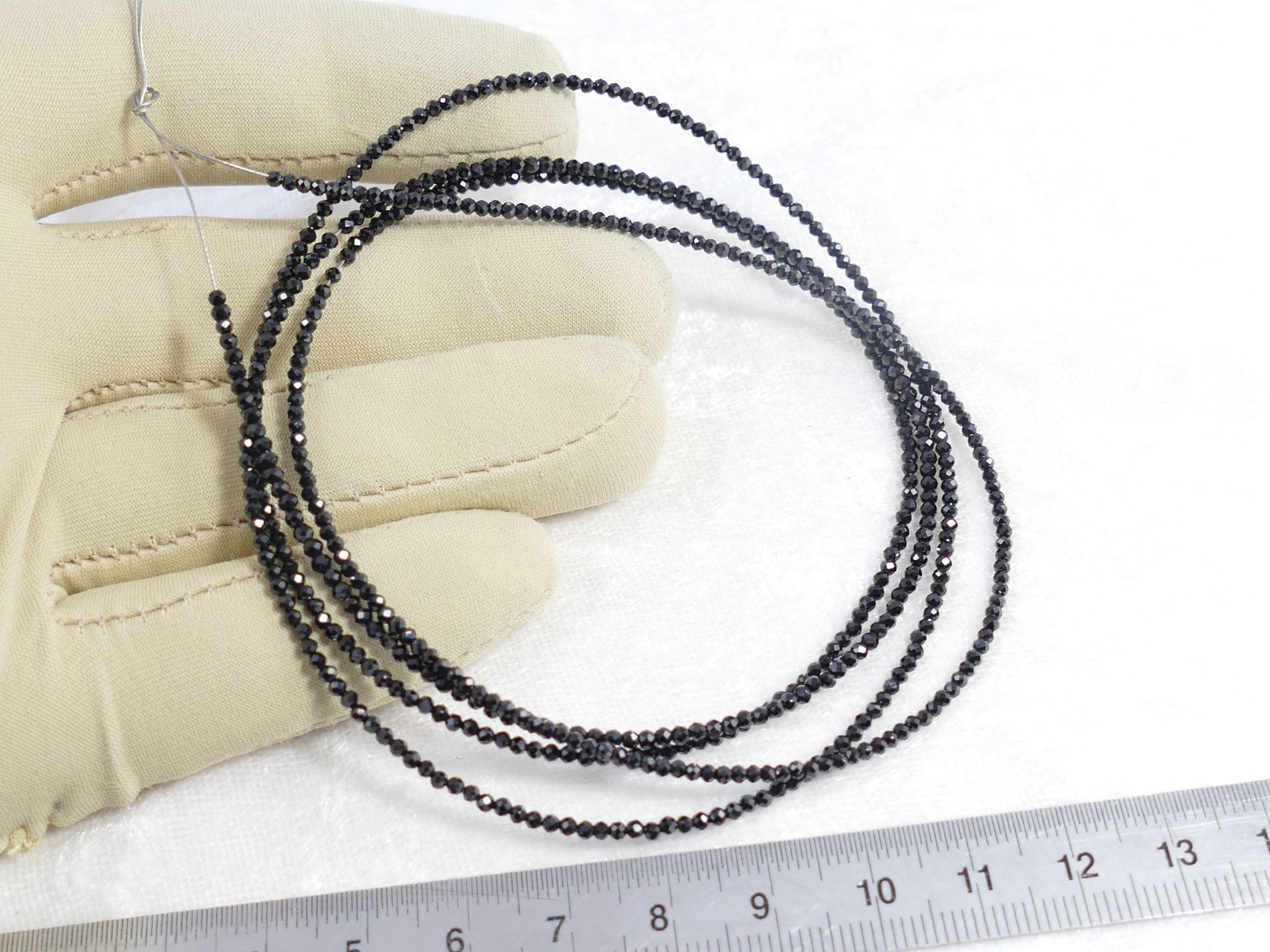 spinelle noir naturel perle ronde