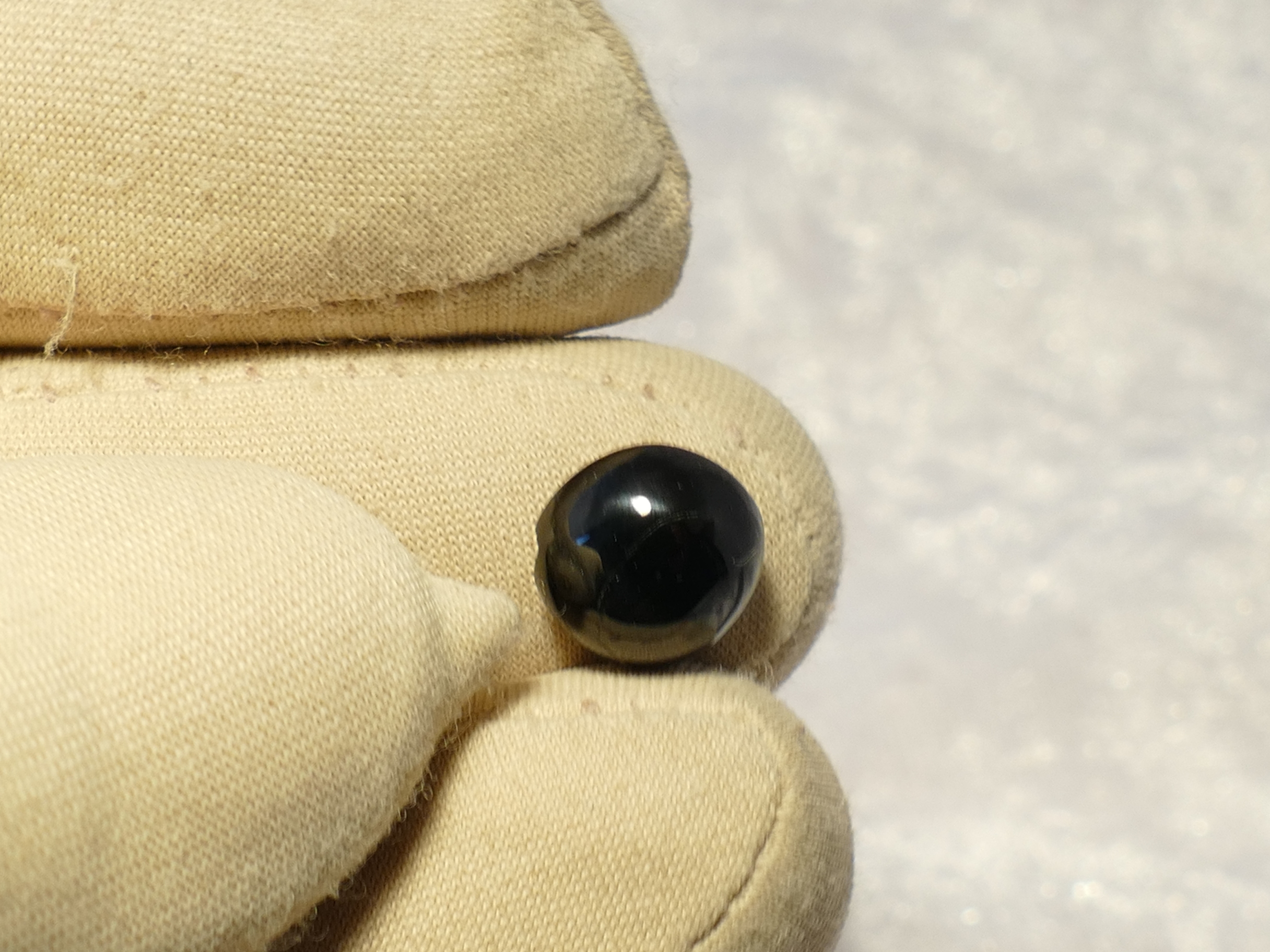 Lot de 6 cabochons ovales en diopside étoile 10 x 8 mm. (6 pièces