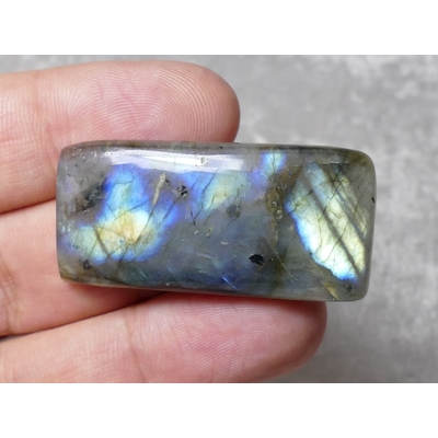 labradorite naturelle cabochon