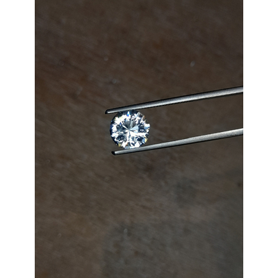 Aigue-marine naturelle bleu clair 3.25ct en rond motif aztèque Natural Aquamarine blight blue round