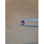 Grenat violet naturelle Mozambique bouclier poire Natural purple garnet