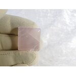 cabochon de quartz rose naturel en carré