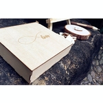 livre-d-or-mariage-personnalis-mariage-d-co-personnalis-bois-livre-d-or-signe-avec-stylo
