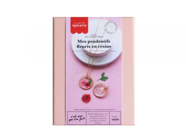 diy-bijouterie-mes-pendentifs-fleuris-en-resine