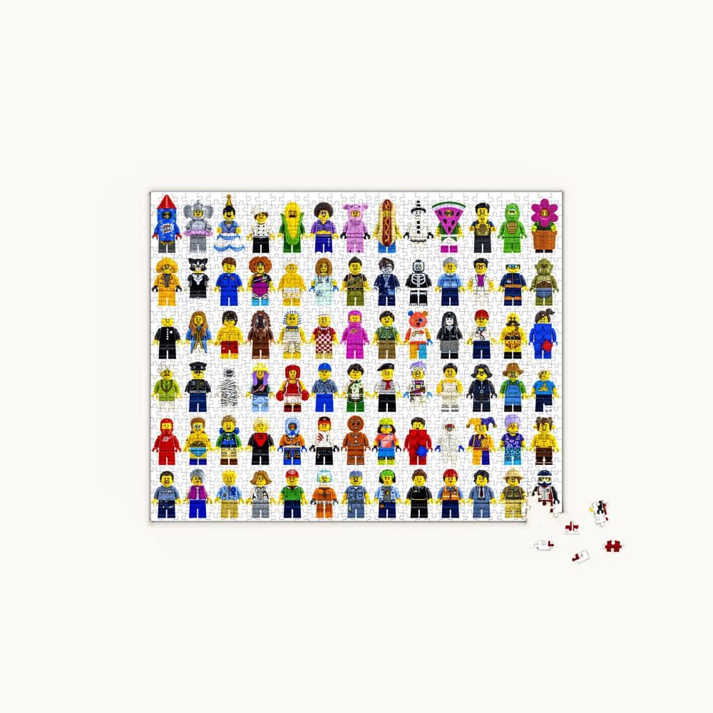 9781452182278_LEGOMinifigurePuzzle_TopViewPuzzle_1000x