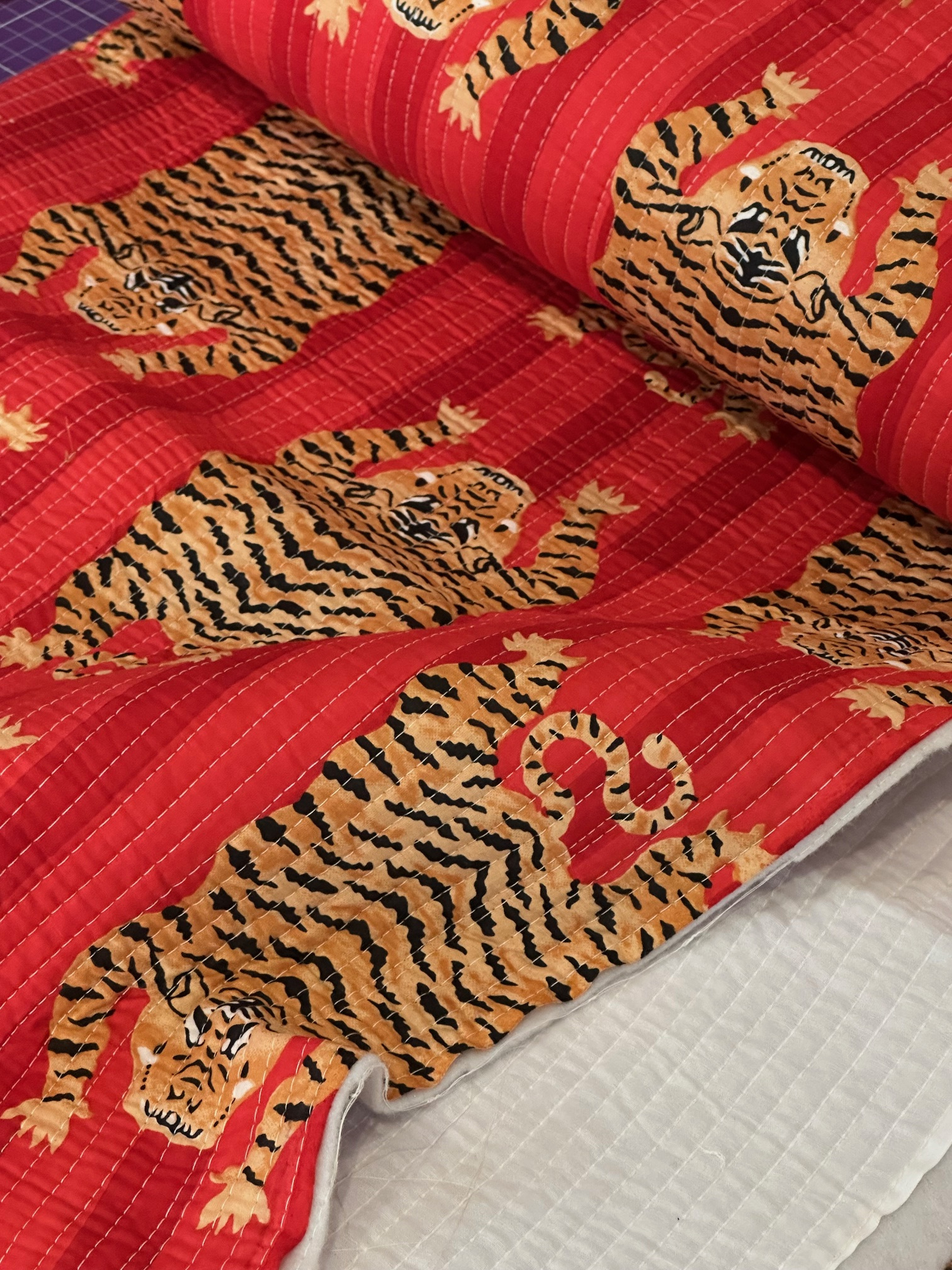 Coupon Tissu Inde Ancienne 220×110 Cm – Motifs Vifs, Scènes De Vie, Vintage
