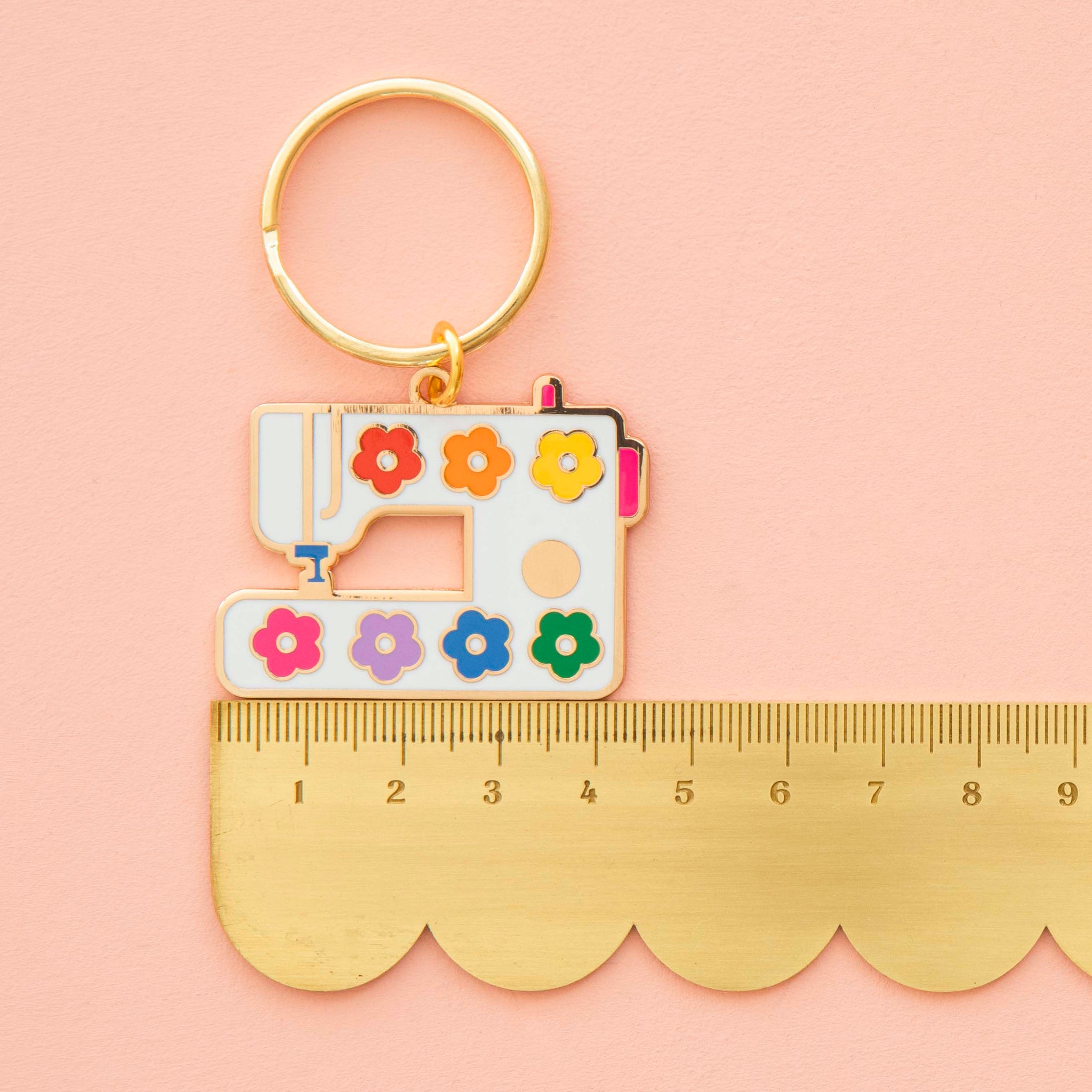 sewing_machine_key_chain_2048x