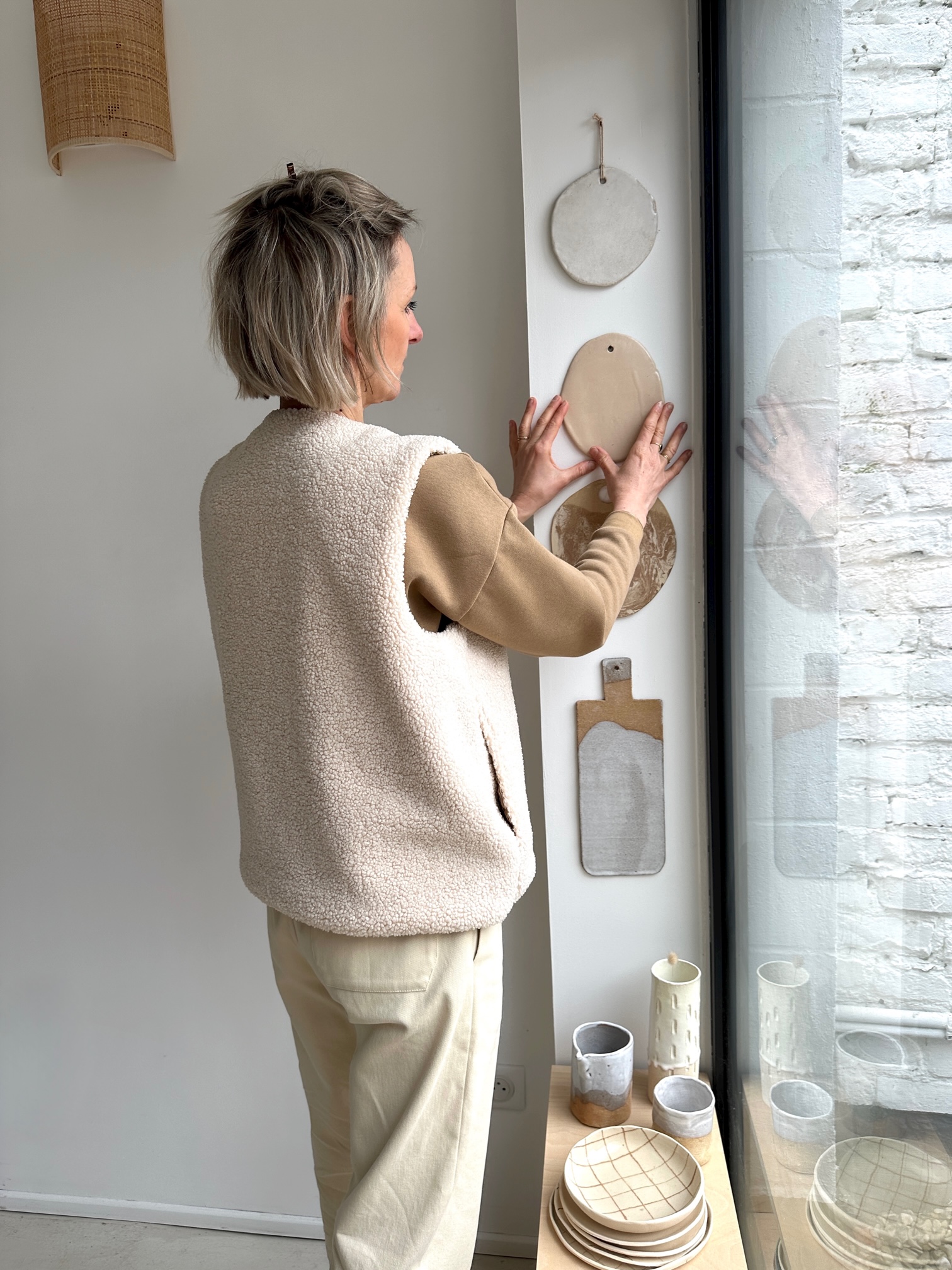 gilet-de-berger-poches-prises-en-couture-1