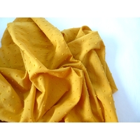 Tissu plumetis coloris moutarde 20 x 140 cm