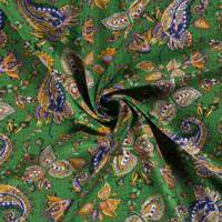 Sergé de viscose cachemire fond vert 20 x 140 cm