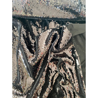 Tissu sequins réversibles argent / noir 20 x 110 cm
