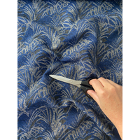 Jacquard épais Feuillages marine et argent 20 x 145 cm