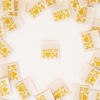 Lot de 8 étiquettes tissées - Made in 2024 - Doré