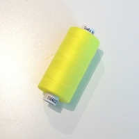 Bobine de fil à coudre jaune fluo 1000m