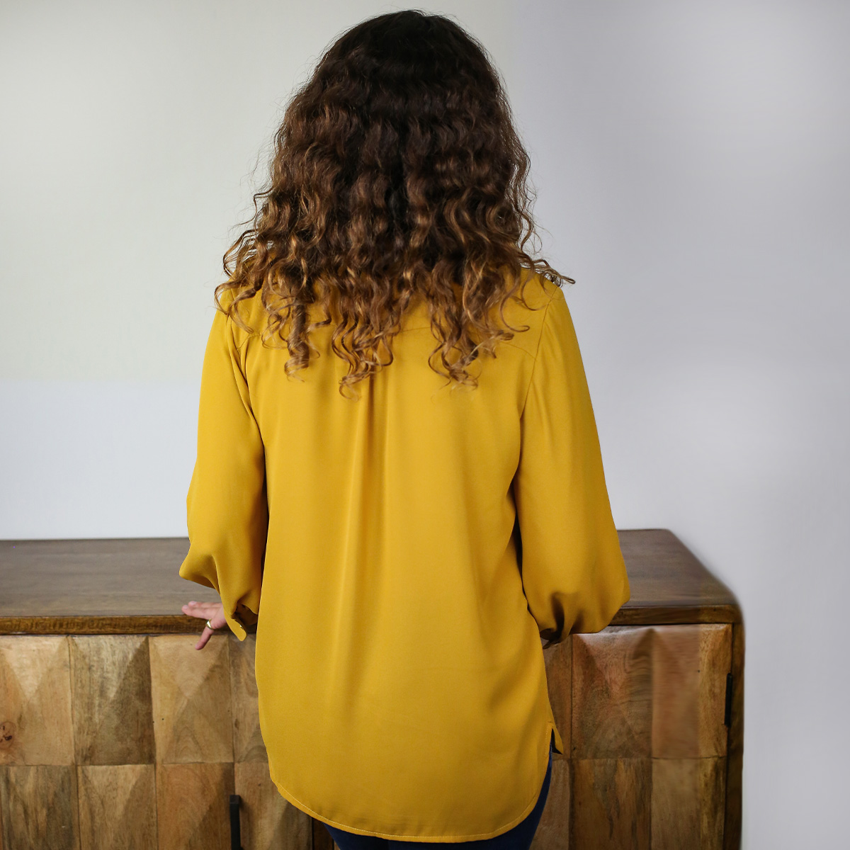 chemise-moutarde-jaune-blouse-femme-poncho-bobine-paris-automne-hiver-2