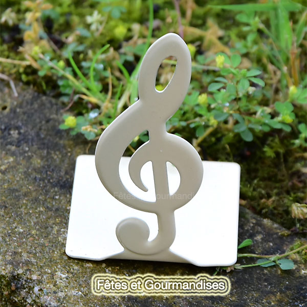 Cle de sol figurine theme musique instrument