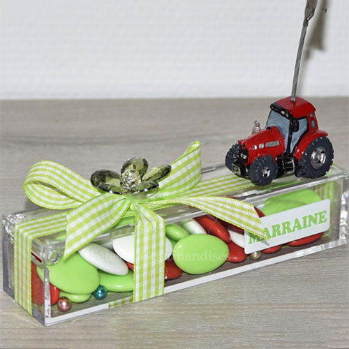 tracteur-boite-cadeau-parrain-marraine-dragees