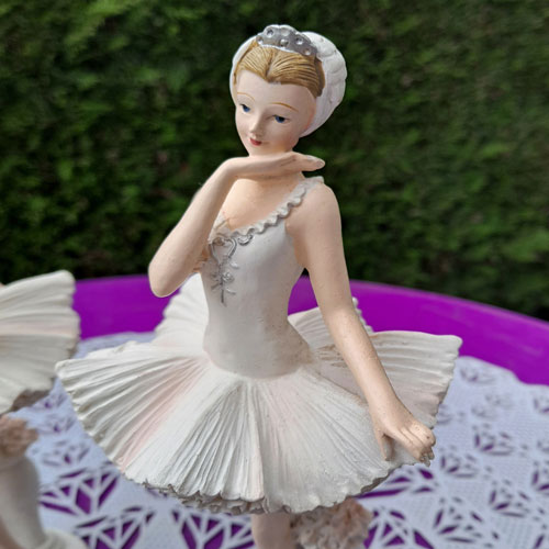danseuse-ballerine-tutu-blanc-figurine-bapteme-communion-debout-2