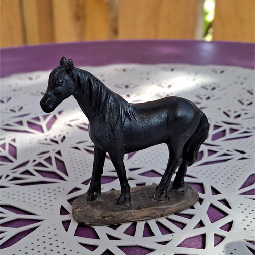 Cheval noir figurine pour confection de ballotins de dragees bapteme mariage communion