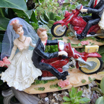 maries-a-moto-figurine-mariage-gateau-2