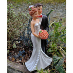 couple-de-maries-bouquet-de-roses-figurine-gateau-2
