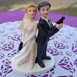 mariage-figurine-decoration-gateau-humour-revolver