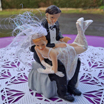 humour-fessee-figurine-decoration-gateau-mariage-piece-montee-3