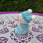 bebe-bonnet-mains-dans-le-dos-figurine-bapteme-2