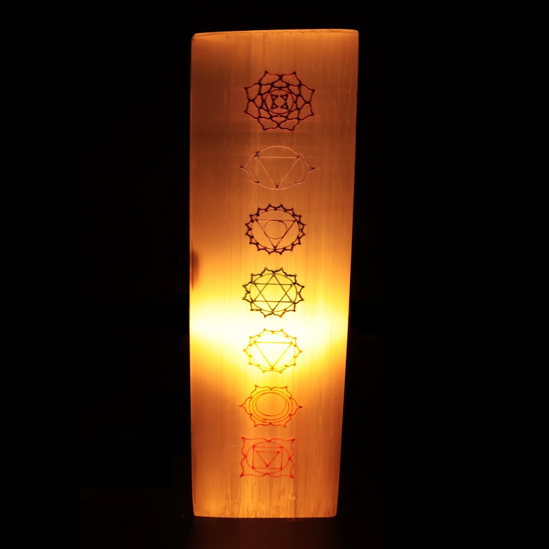 lampe décorative pierre sélénite sept chakras