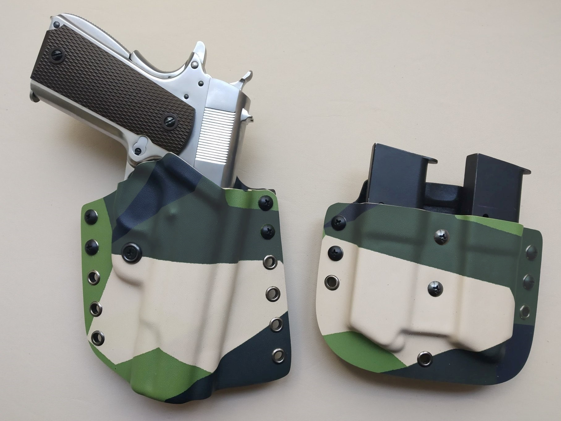 holster engaged etfr france camo suedois 1911 colt 45 acp pancake