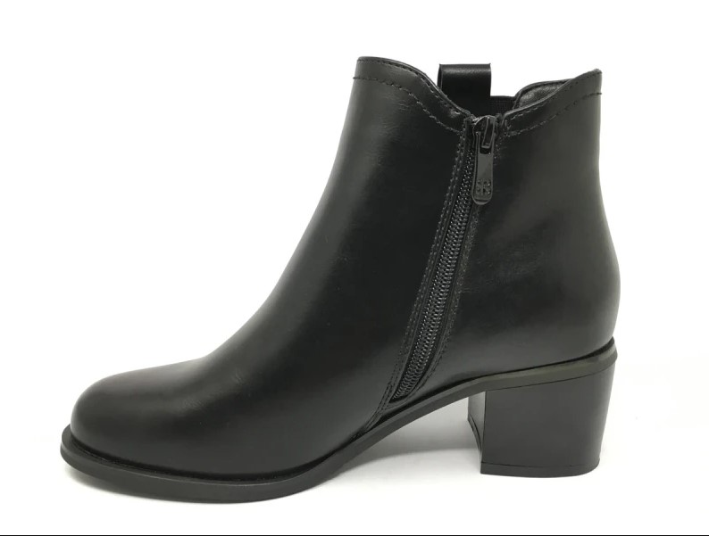 Bottines avec talon avec zip 2